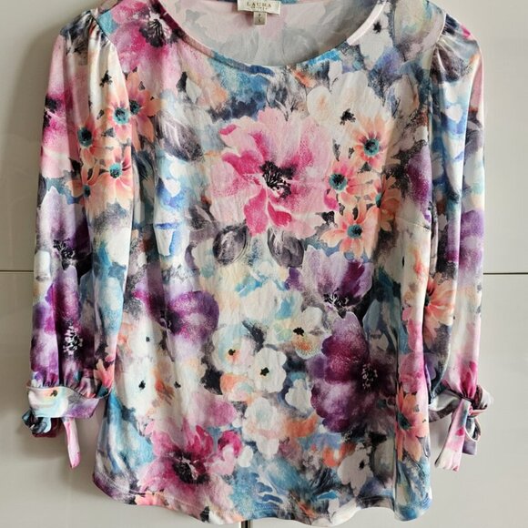 Laura Summer Airy Breezy Floral Blouse - Picture 2 of 8